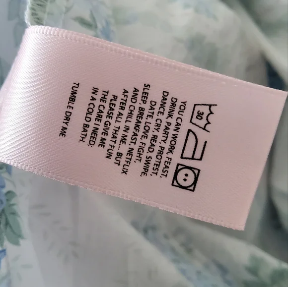 Selkie The Cream Puff Blouse in La Belle Etoile - Picture 13 of 16